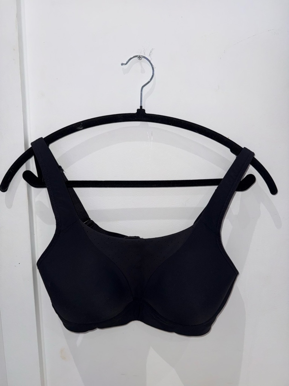 lululemon athletica Black Wireless Support Bra